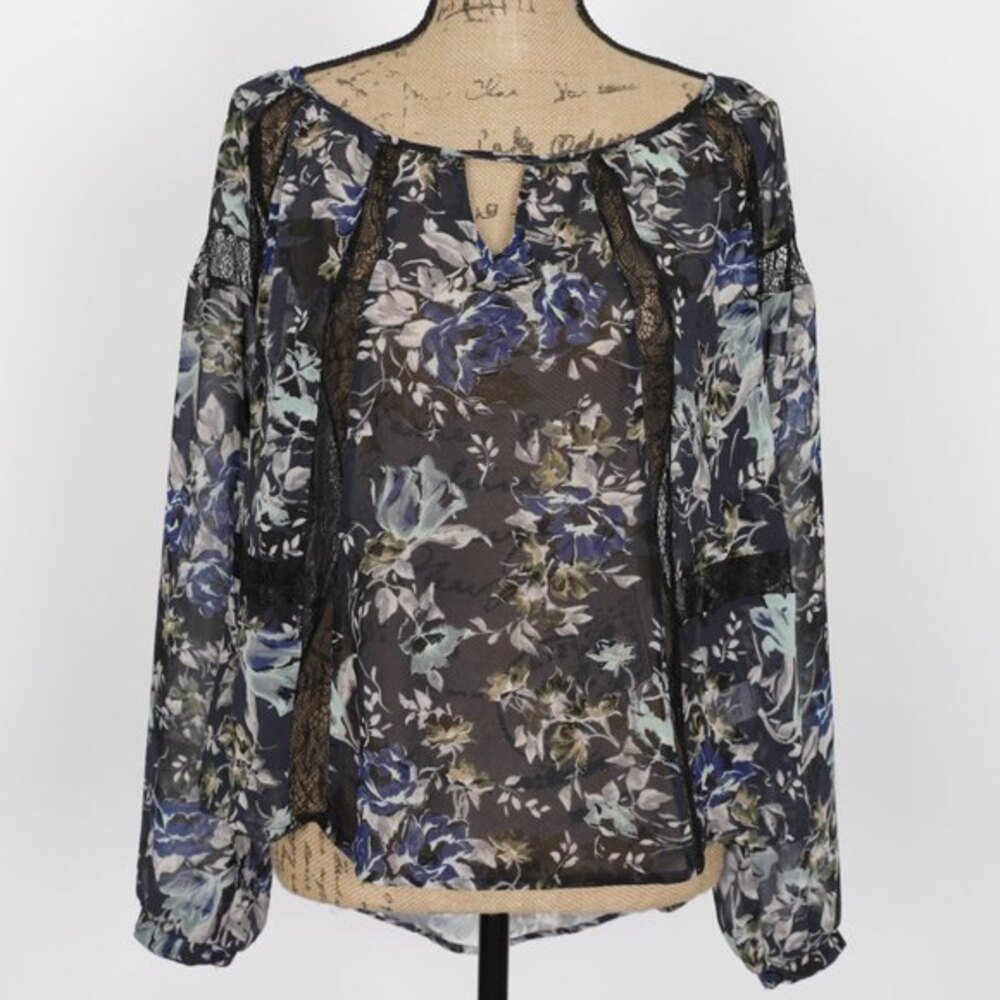 EC ASTR Floral Blouse size S